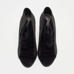 Pre Owned Tom Ford Black Satin Padlock Peep Toe Ankle Boots Size 37.5