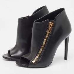 Tom Ford Black Leather Zip Up Ankle Boots Size 38.5