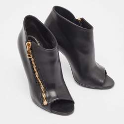 Tom Ford Black Leather Ankle Boots Size 37