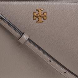 Pre Owned Tory Burch Grey Pebbled Leather Kira Top Zip Crossbody Bag