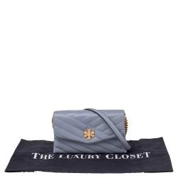 Pre Owned Tory Burch Grey Chevron Quilted Leather Kira Wallet On Chain