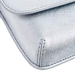 Pre Owned حقيبة كلتش توري برش قلاب ديانا رفيعة جلد فضي