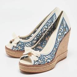Pre Owned Tory Burch Blue/Cream Lace and Leather Lucian Wedge Pumps Size 39