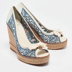 Pre Owned Tory Burch Blue/Cream Lace and Leather Lucian Wedge Pumps Size 39