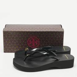 Pre Owned Tory Burch Black Rubber Cut-Out Wedge Flip Flops Size 40