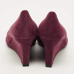 مملوكة مسبقًا Tory Burch Luna Size 39.5 Burgundy Suede Wedge Pumps