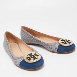 Pre Owned Tory Burch Blue/Grey Textured Leather and Suede Reva Ballet Flats Size 39.5