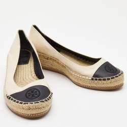 Pre Owned Tory Burch Beige/Black Canvas and Leather Wedge Pumps Size 39