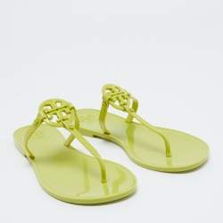 Tory Burch Green Rubber Miller Flat Thong Sandals Size 37.5