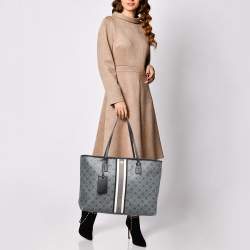 Pre Owned Tory Burch Grey/Black Logo Coated Canvas Zip Shopper Tote