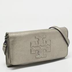 Pre Owned Tory Burch Metallic Grey Leather Logo Embossed Flap Clutch Bag