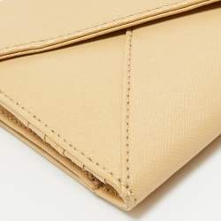 Pre Owned Tory Burch Cream Patent Leather Robinson Envelope Wristlet Clutch