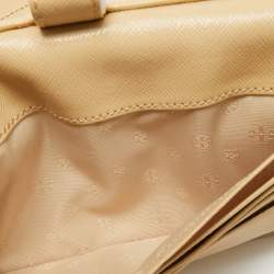 Pre Owned Tory Burch Cream Patent Leather Robinson Envelope Wristlet Clutch