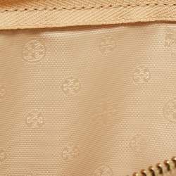 Pre Owned Tory Burch Cream Patent Leather Robinson Envelope Wristlet Clutch