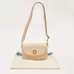 مملوكة مسبقًا حقيبة كروس توري برش روبنسون جلد براءة اختراع وردي فاتح صغيرة