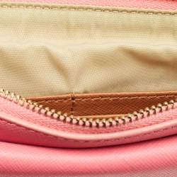 مملوكة مسبقًا Tory Burch Robinson Pink Leather Clutch