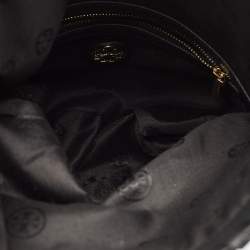 Pre Owned حقيبة كروس توري برش جلد أسود بخياطة زينة مطوية