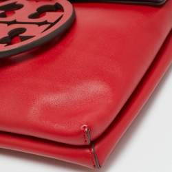 Pre Owned حقيبة كروس توري برش ميلر جلد أحمر بشعار بقلاّب