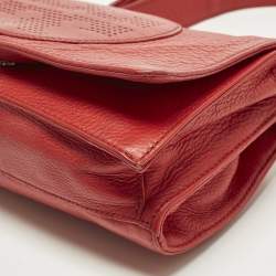مملوكة مسبقًا Tory Burch Perforated Logo Flap Red Leather Crossbody Bag