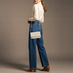 Pre Owned حقيبة كتف توري برش بومب صغيرة جلدية بيج