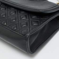 مملوكة مسبقًا حقيبة كتف توري برش فليمنغ جلد أسود صغيرة