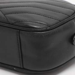 مملوكة مسبقًا Tory Burch Kira Small Black Chevron Leather Crossbody Bag