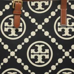 مملوكة مسبقًا حقيبة يد توتس توري برش حرف ت مونوغرام محفور جلد أسود/أبيض مظلل متباين