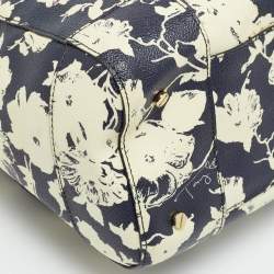Pre Owned Tory Burch Robinson Navy Blue/Cream Floral Print Coated Canvas Satchel