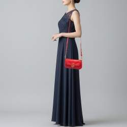 مملوكة مسبقًا حقيبة كروس توري برش أماندا جلد وردي صغيرة