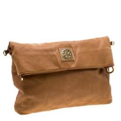 مملوكة مسبقًا حقيبة كتف توري برش لويزا جلد بني فاتح مطوية