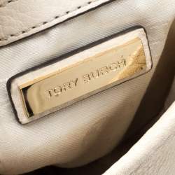 Pre Owned حقيبة كروس توري برش جلد كريمي