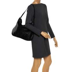 مملوكة مسبقًا Tory Burch Black Leather Thea Hobo