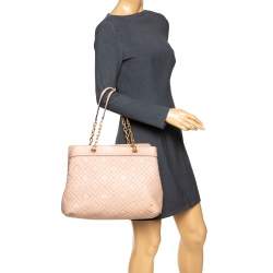 مملوكة مسبقًا Tory Burch Beige Quilted Leather Fleming Tote