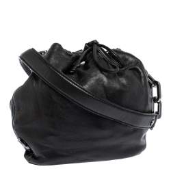 مملوكة مسبقًا حقيبة كروس توري برش أربطة جلد سوداء