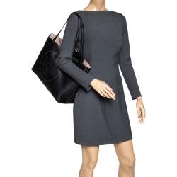 مملوكة مسبقًا حقيبة شوبر توري برش جلد أسود مثقب