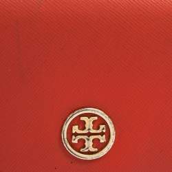 Pre Owned Tory Burch Red Leather Robinson Flap Continental Wallet
