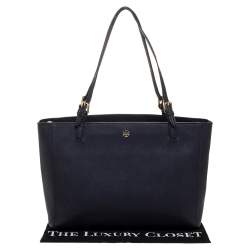 مملوكة مسبقًا حقيية توري برش يورك جلد أزرق كحلي