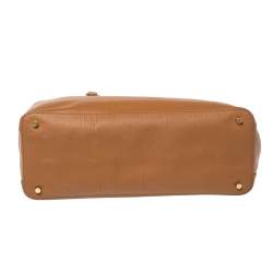 مملوكة مسبقًا Tory Burch Tan Leather Oversized Robinson Double Zip Tote