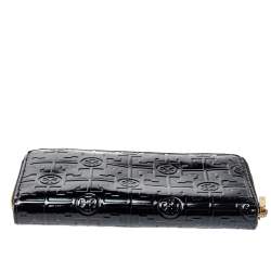 Pre Owned Tory Burch Black Patent Leather Embossed Logo Zip Around Wallet 