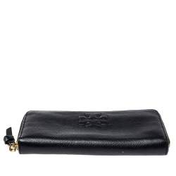 Pre Owned Tory Burch Black Leather Zip Around Wallet  