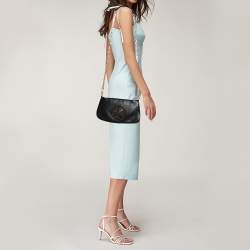 Pre Owned حقيبة كروس توري برش ريفا جلد سوداء 