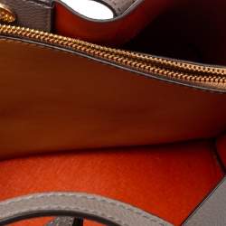 مملوكة مسبقًا حقيبة يد تورى برش بيرى صغير جلد رمادية