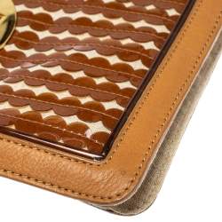 مملوكة مسبقًا حقيبة كلتش توري برش ريفا قلاب سلسلة جلد و قماش و بلاستيك مشمع تفريغات ذهبي و بني 