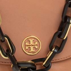 Pre Owned حقيبة كروس توري برش قلاب سلسلة كبيرة جلد بيج