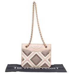 مملوكة مسبقًا حقيبة كتف توري برش فليمينغ جلد وردي متوسطة