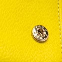 مملوكة مسبقًا Tory Burch Neon Yellow Leather Flap Continental Wallet