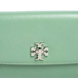 Pre Owned حقيبة كلتش توري برش ديانا جلد أخضر مينت رفيعة
