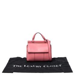 مملوكة مسبقًا حقيبة كروس تورى برش جلد وردية حرف عريضة حرف تي صغيرة