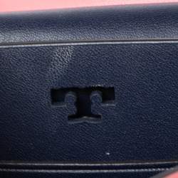 مملوكة مسبقًا حقيبة كروس تورى برش جلد وردية حرف عريضة حرف تي صغيرة