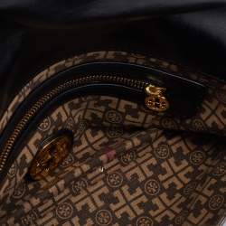 Pre Owned Tory Burch Black Patent Leather Reva Flap Clutch